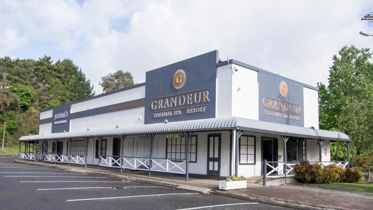 Grandeur Thermal Spa Resort Lago Lago Taupo Exterior foto